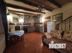 Дом 160м&sup2;, 2-этажный, посуточно, 
