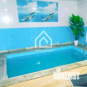Дом 240м&sup2;, 2-этажный, посуточно, 