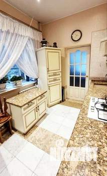 Коттедж 285м&sup2;, 3-этажный, участок 7 сот.  