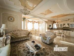 Дом 710м², 3-этажный, участок 33 сот.  