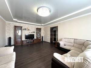 Дом 256м&sup2;, 2-этажный, участок 12 сот.  