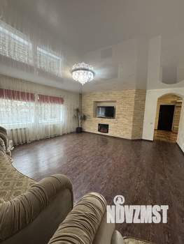 Дом 224м&sup2;, 2-этажный, участок 10 сот.  