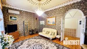 Коттедж 285м&sup2;, 3-этажный, участок 7 сот.  