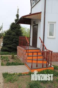 Дом 237м², 3-этажный, участок 10 сот.  