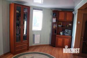 Дом 237м², 3-этажный, участок 10 сот.  
