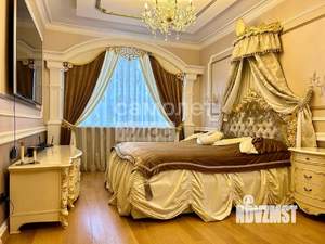 Дом 700м&sup2;, 4-этажный, участок 250 сот.  