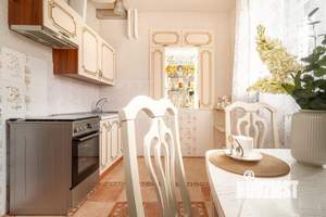 Дом 160м&sup2;, 2-этажный, участок 15 сот.  