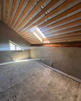 Дом 150м&sup2;, 2-этажный, участок 5 сот.  