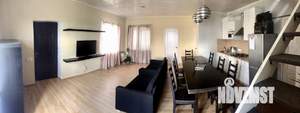 Коттедж 250м&sup2;, 2-этажный, участок 12 сот.  