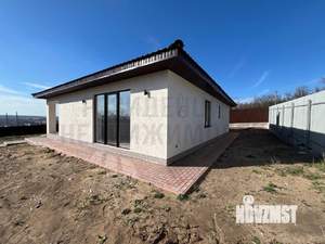 Коттедж 150м&sup2;, 1-этажный, участок 10 сот.  