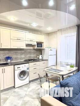 1-к квартира, посуточно, 50м2, 1/1 этаж