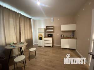 Студия квартира, посуточно, 28м2, 1/9 этаж