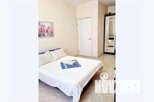 1-к квартира, посуточно, 35м2, 6/9 этаж