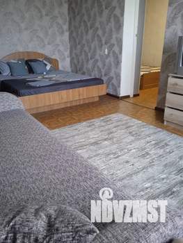 2-к квартира, посуточно, 49м2, 8/10 этаж