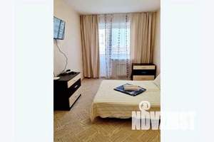 1-к квартира, посуточно, 35м2, 6/9 этаж