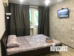 1-к квартира, посуточно, 30м2, 3/5 этаж