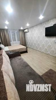 1-к квартира, посуточно, 36м2, 4/10 этаж