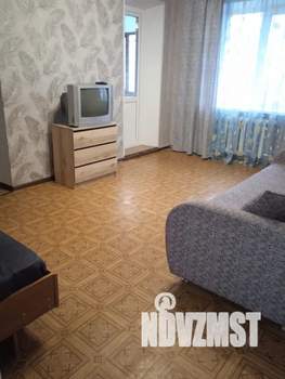 2-к квартира, посуточно, 49м2, 8/10 этаж