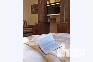 1-к квартира, посуточно, 32м2, 7/10 этаж