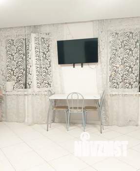 1-к квартира, посуточно, 35м2, 3/3 этаж