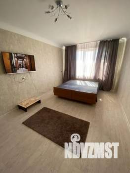 1-к квартира, посуточно, 36м2, 8/10 этаж
