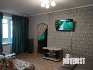 2-к квартира, посуточно, 42м2, 5/5 этаж