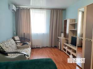 1-к квартира, посуточно, 40м2, 4/10 этаж