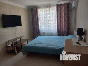 1-к квартира, посуточно, 32м2, 2/10 этаж