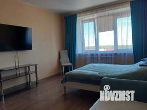 1-к квартира, посуточно, 39м2, 7/10 этаж