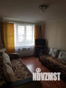 1-к квартира, посуточно, 32м2, 3/10 этаж