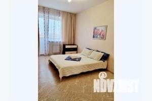 1-к квартира, посуточно, 35м2, 6/9 этаж