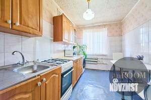 4-к квартира, вторичка, 75м2, 5/5 этаж