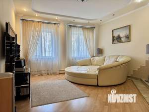 4-к квартира, вторичка, 125м2, 1/2 этаж