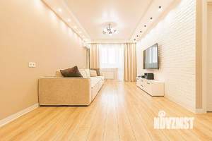 4-к квартира, вторичка, 76м2, 8/9 этаж
