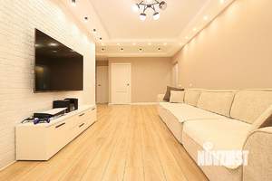 4-к квартира, вторичка, 76м2, 8/9 этаж