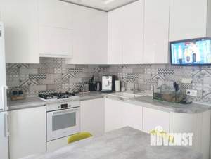 2-к квартира, вторичка, 60м2, 3/3 этаж