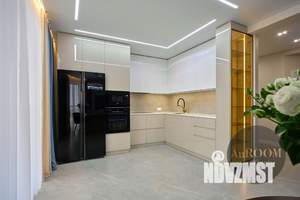 5-к квартира, вторичка, 250м2, 18/19 этаж