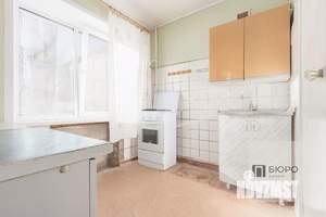 3-к квартира, вторичка, 57м2, 3/5 этаж