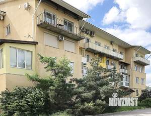 1-к квартира, вторичка, 64м2, 1/4 этаж