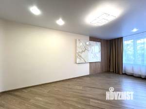 2-к квартира, вторичка, 59м2, 1/10 этаж