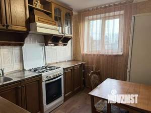 4-к квартира, вторичка, 74м2, 3/5 этаж